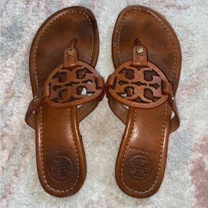 6.5 Tory Burch Miller sandals